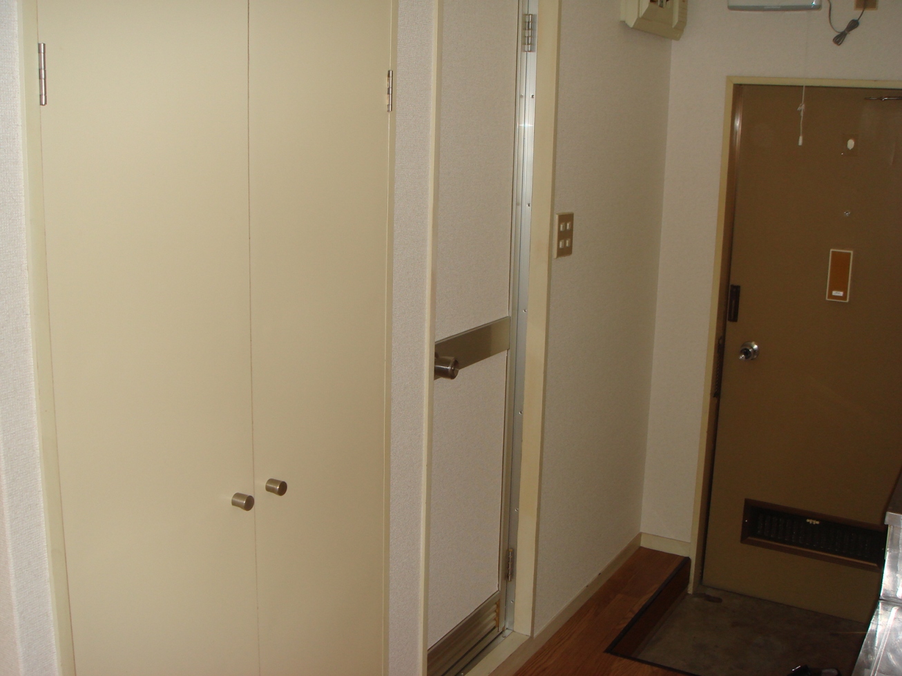 Other room space. Entrance space