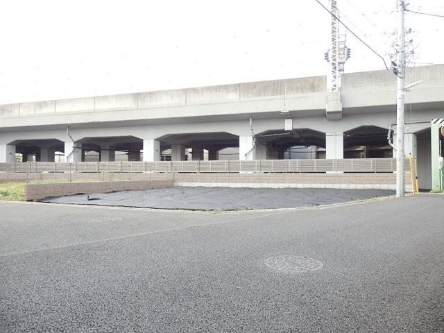 Local photos, including front road