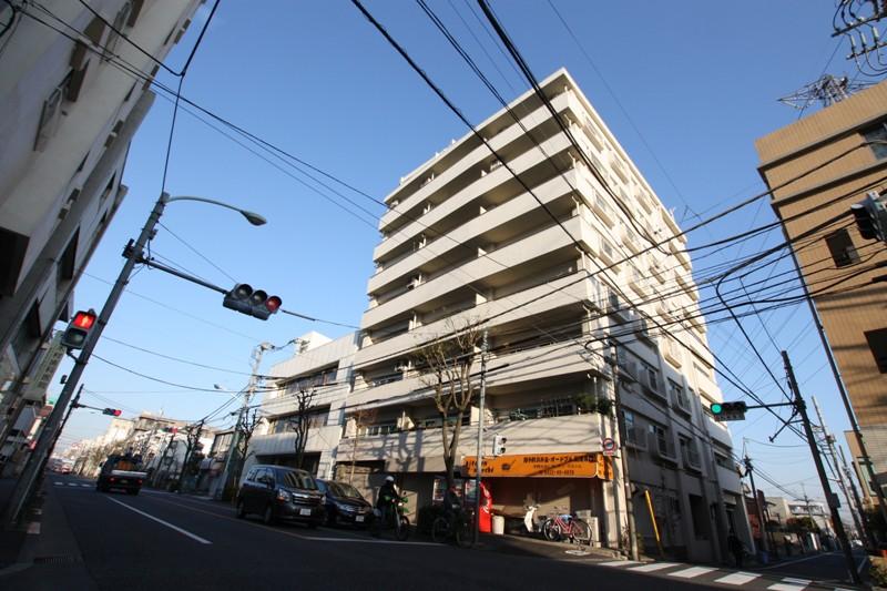 Local appearance photo. 2005 February large-scale repair Performed!