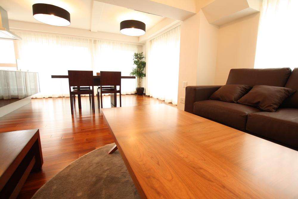 Living. There are all rooms daylighting