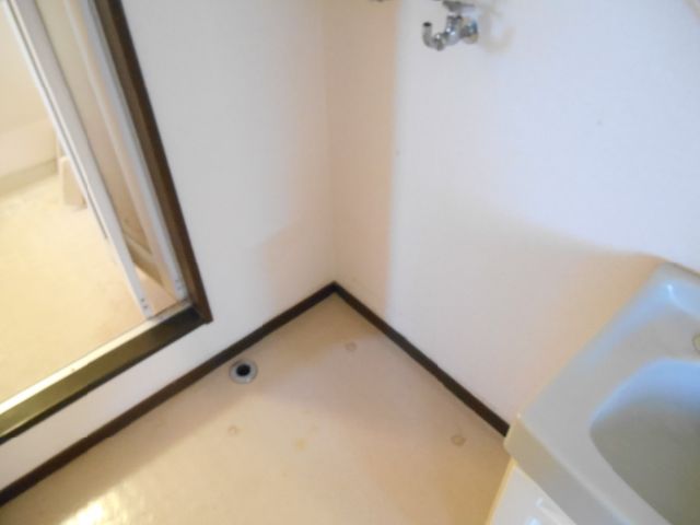 Other Equipment. Laundry Area is located in the room