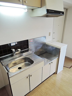 Kitchen. Two-burner gas stove installation Allowed Kitchen