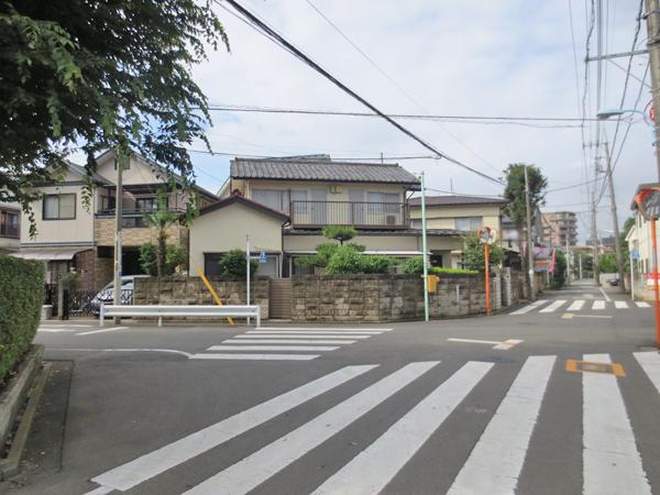 Local photos, including front road. Local (from the south) June 2013 shooting