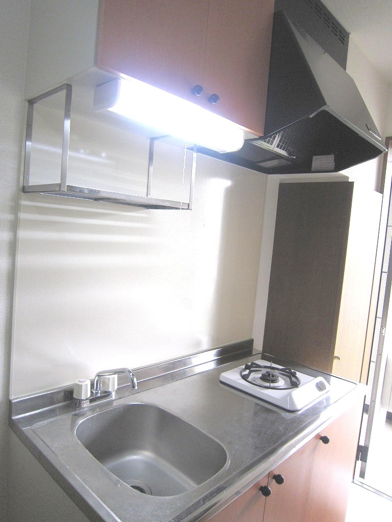 Kitchen. With gas stove