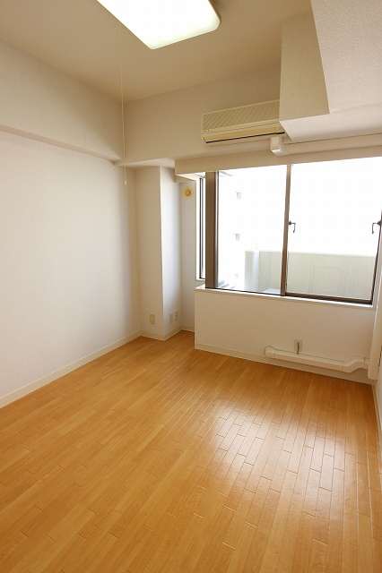 Living and room. Living