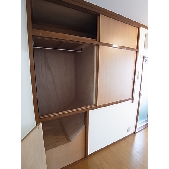 Bath. Closet newly established