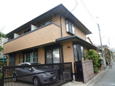 Entrance. Popular PanaHome construction