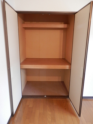 Receipt. ◆ Storage space ◆