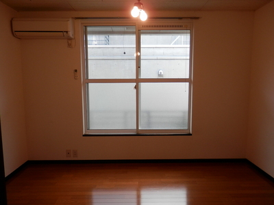 Living and room. ◆ Of south Western-style ◆