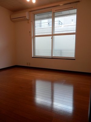 Living and room. ◆ Of south Western-style ◆