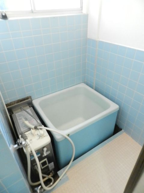 Bath. It is bright and there is daylight