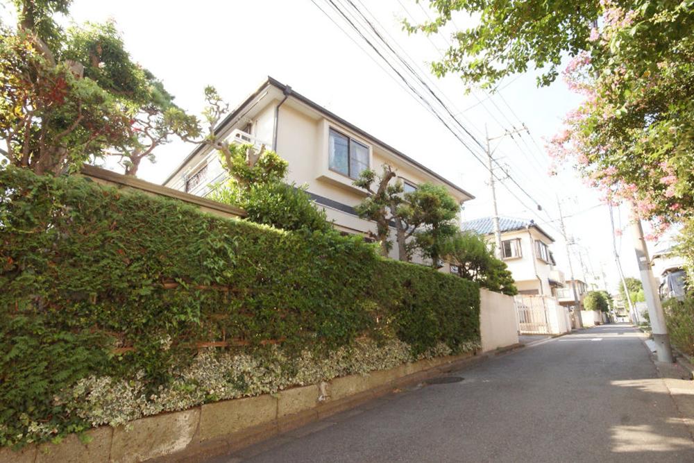 Local land photo. primary school, Junior high school, There high school near, Security also a good environment, Since we also dotted park, Also go to children and play, It is also ideal for a walk. 