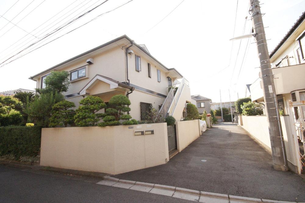 Local land photo. Since it is a building conditions Mu sell land, It is possible building a building in your favorite builders. 