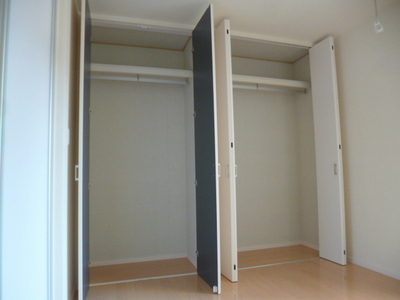 Receipt. Convenient W closet