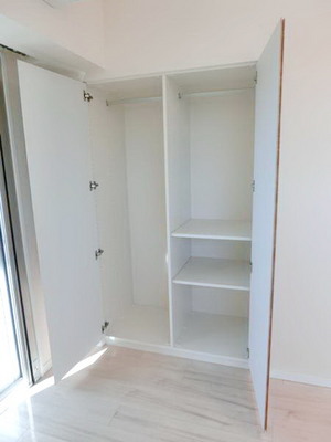 Receipt. Storage space