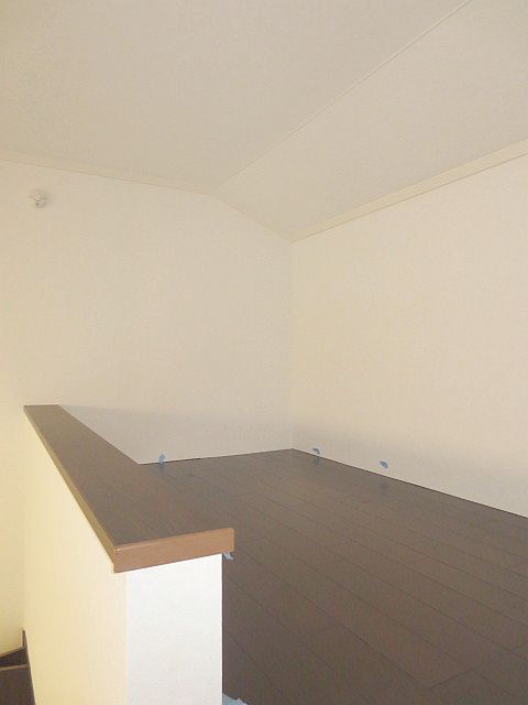 Other room space. loft