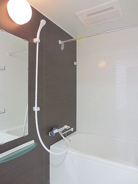 Bath. With bathroom dryer ☆