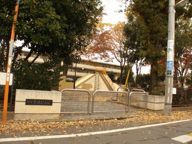 park. Kitamachi 286m to children Square