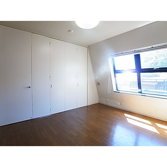 Living and room. Use the partition will also be 1LDK.