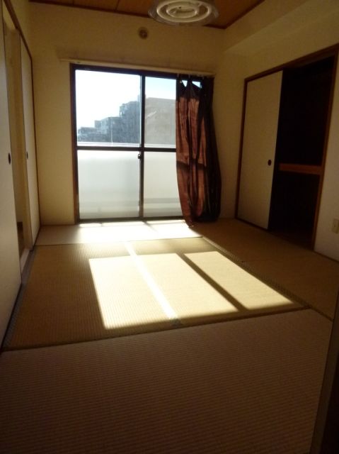 Living and room. Japanese-style rooms