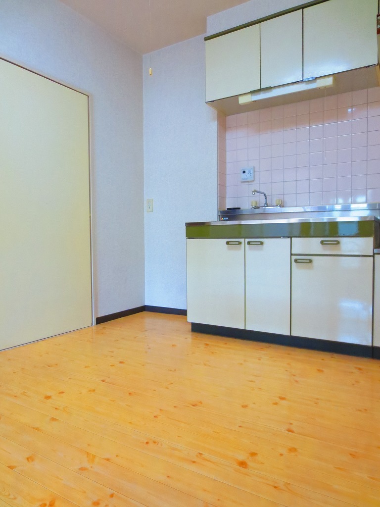 Kitchen. A spacious kitchen dining ☆ 