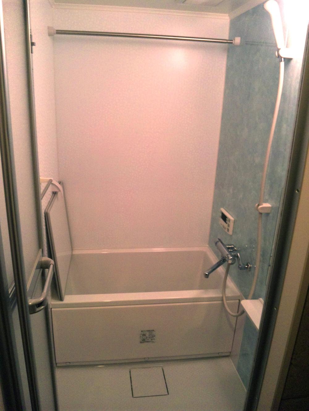 Bathroom. Indoor (January 2013) Shooting