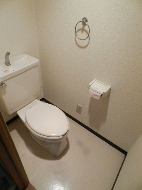 Toilet. bus ・ Restroom