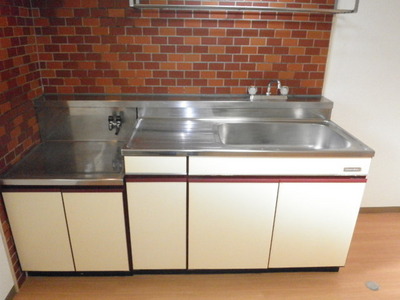 Kitchen. Two-burner gas stove installation Allowed Kitchen