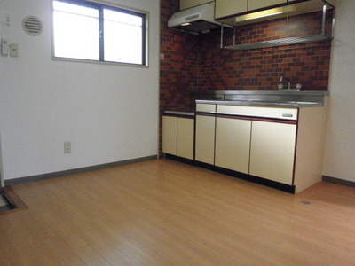 Living and room. Loose Pledge DK6.2