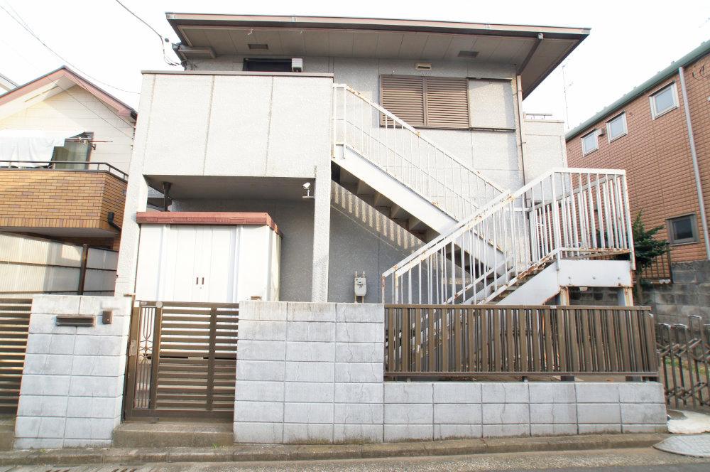 Local land photo. Is Musashino Kichijojikita-cho, land sales Mu location to building conditions in a quiet residential area of ​​chome 4. Public facilities are numerous in the surrounding area, Life convenient, JR Chuo Line ・ Commuting on the subway Tozai Line "Mitaka" station walk 16 minutes, It is convenient situated also to go to school. 