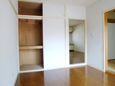 Receipt. Storage firm