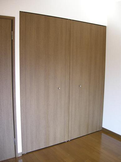 Receipt. Closed closet