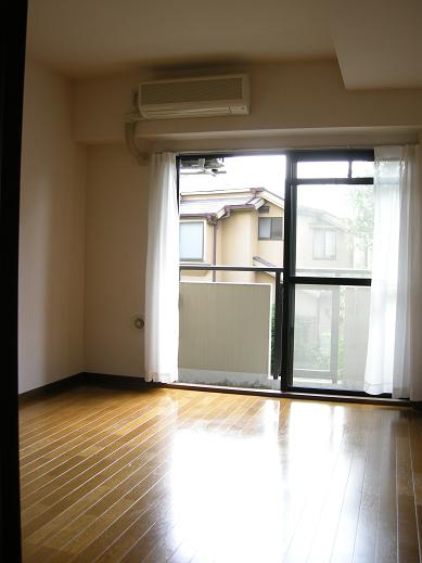 Living and room. floor, It is planking