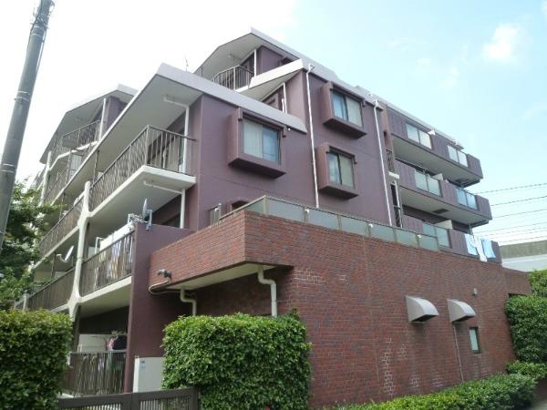 Local appearance photo. Local (11 May 2013) Shooting