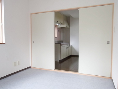 Living and room. A bright room