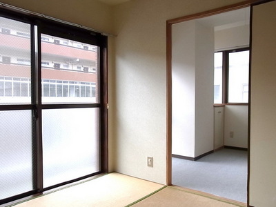 Living and room. Japanese-style room 4.5 Pledge