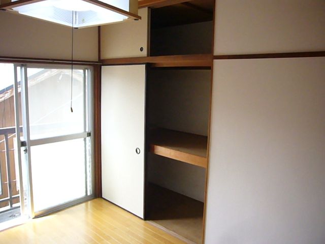 Receipt. Storage space