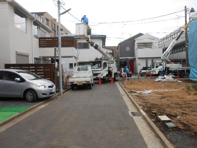 Local photos, including front road. C No. compartment front road