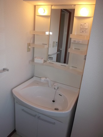 Washroom. ☆ Independent wash basin ☆