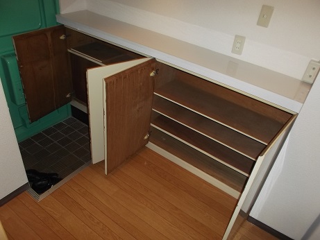 Entrance. ☆ Shoe box × 2 ☆