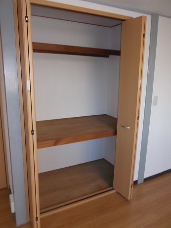 Washroom. ☆ Large storage ☆