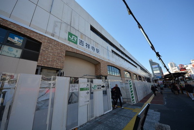 Other. 1200m to the station (Other)