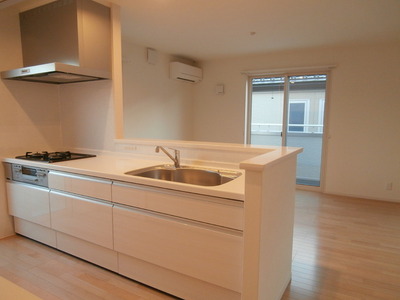 Living and room.  ◆ Facing south ・ Spacious living 21.2 Pledge ◆