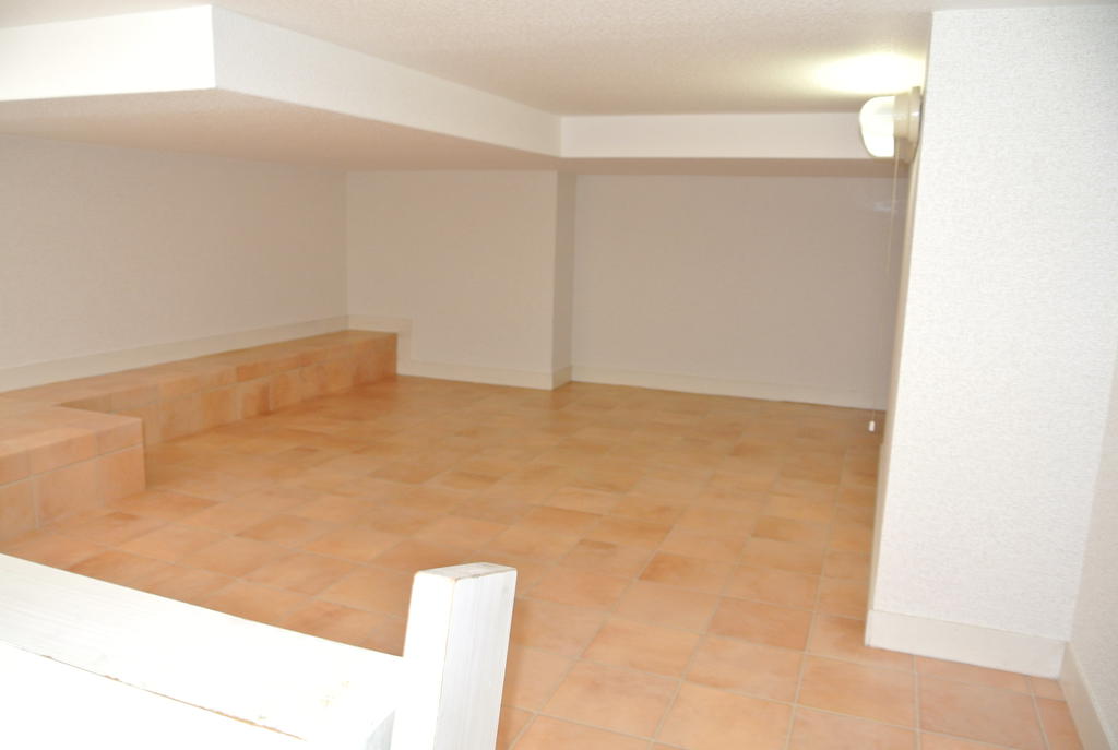 Other room space. loft