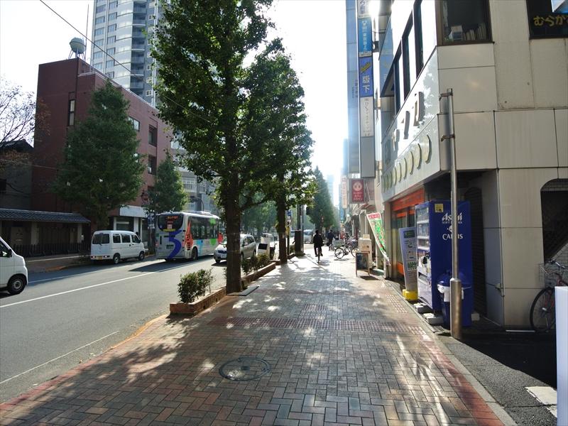 Local appearance photo. Local (11 May 2013) Shooting