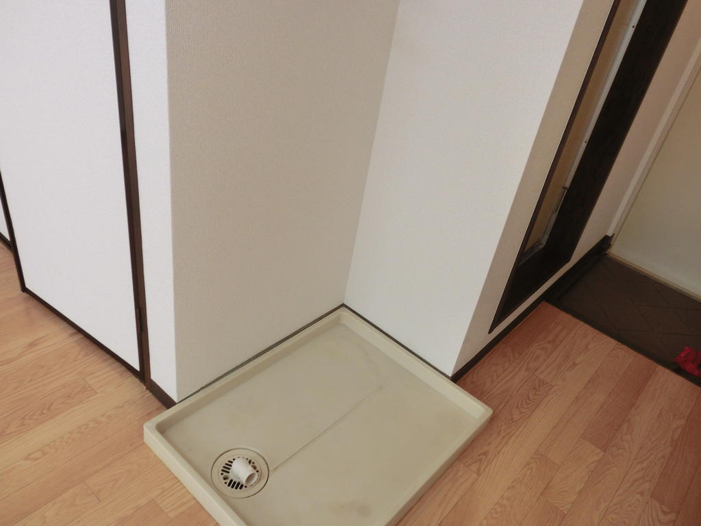 Other Equipment. Indoor Laundry Storage