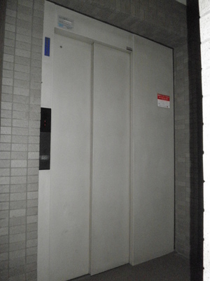 Other common areas. With elevator