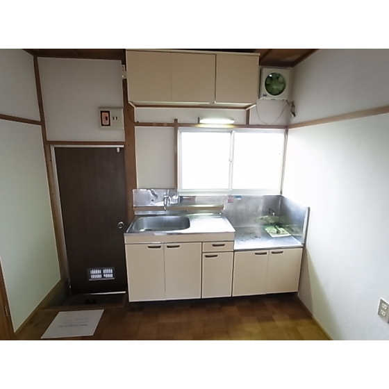 Kitchen. Large kitchen space