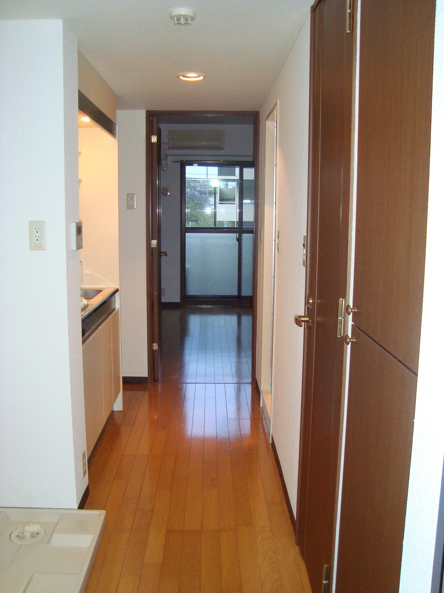 Living and room. ☆ A bright room ☆