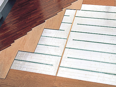 Other.  [TES hot water floor heating] The wind to wind up the dust, such as the air conditioning does not occur, Heating an entire room in the body in gentle radiant heat. It is with a convenient timer function. (Same specifications)